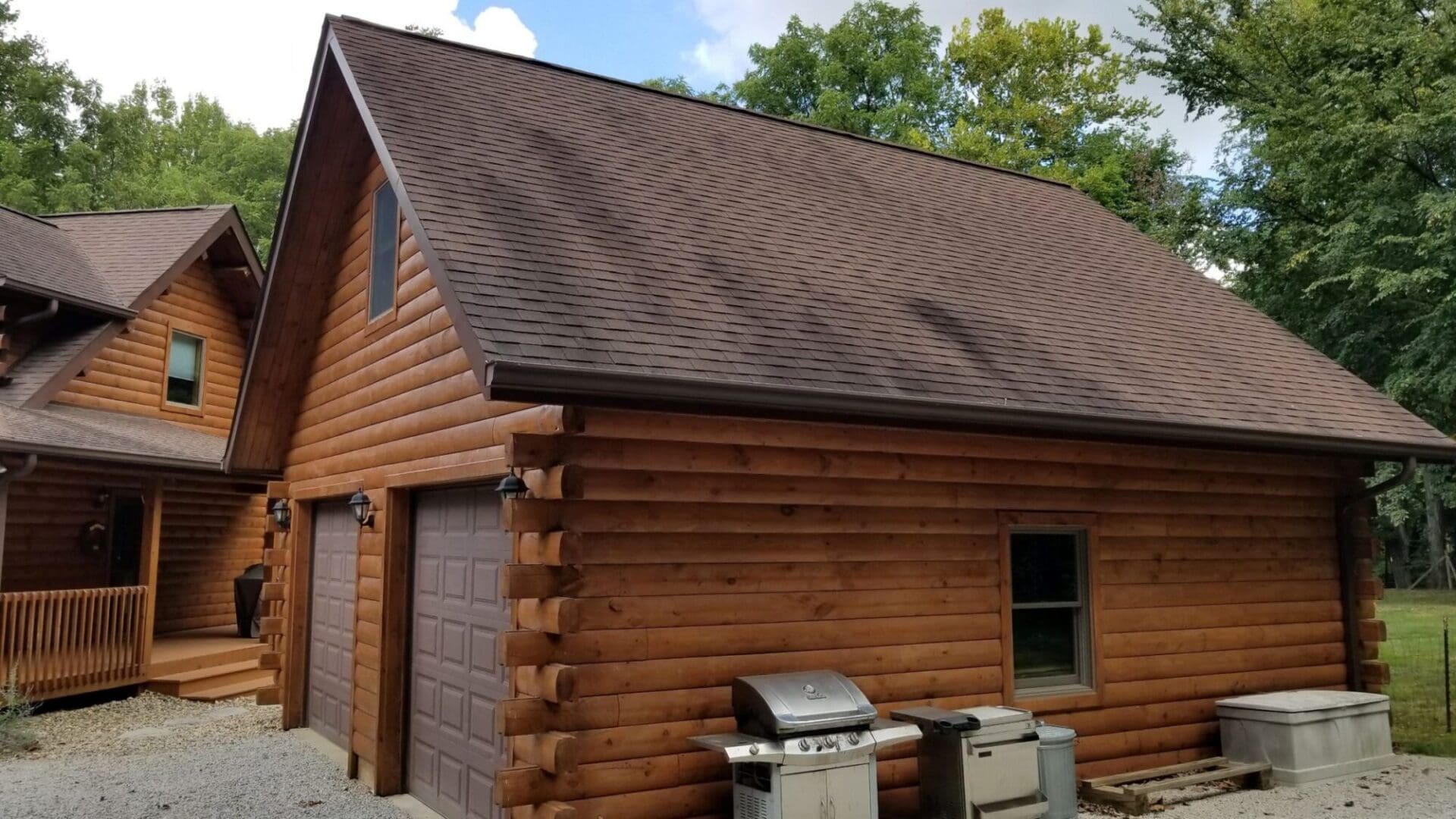 Roof Cleaning To Remove Algae (before)